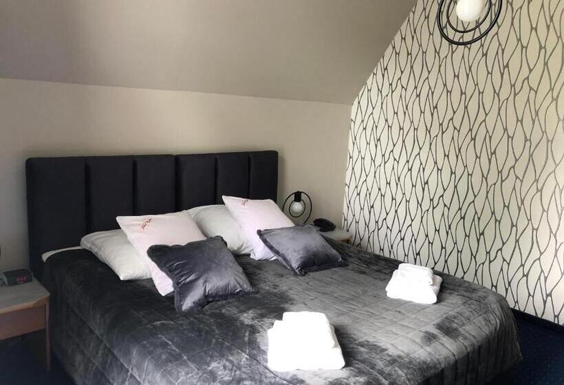 חדר דלוקס, Bella