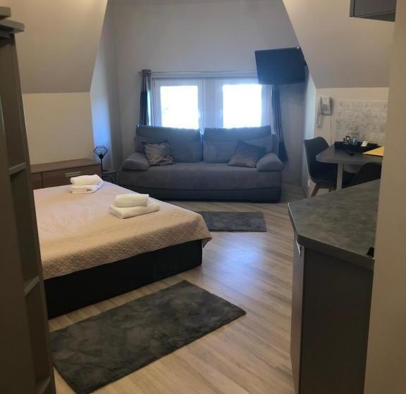 דירת חדר דלוקס, Bella