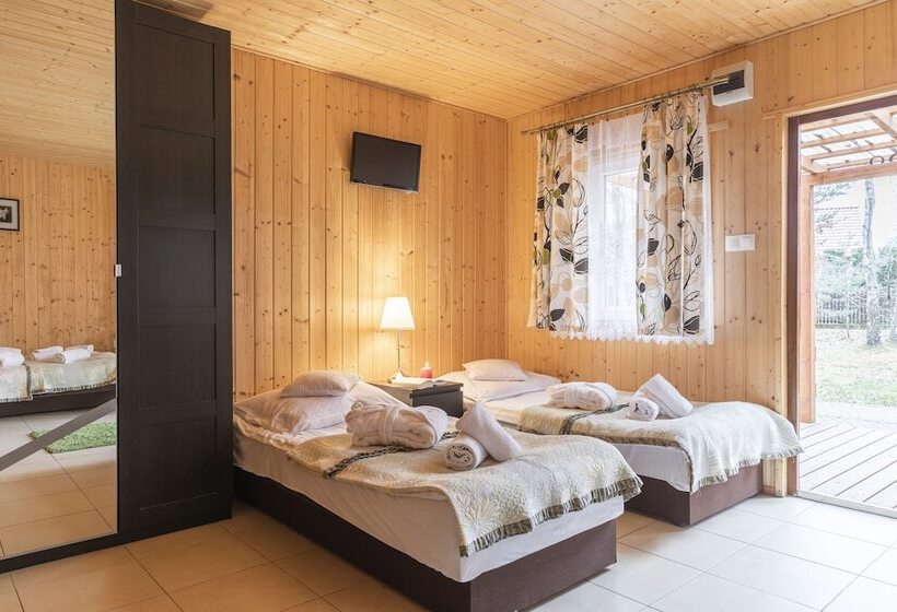 בקתת חדר, Bursztyn   Bernstein Spa & Wellness