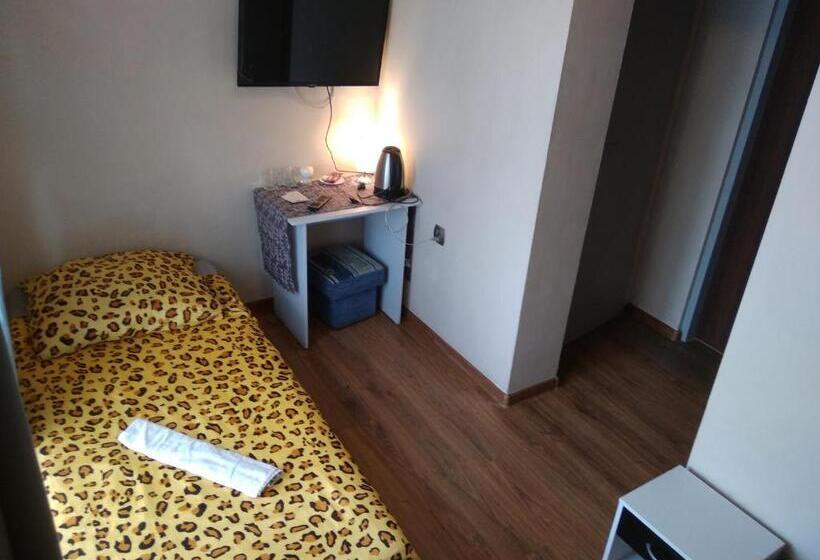 スタンダードルーム, Ceramika Bolesławiec   Pensjonat