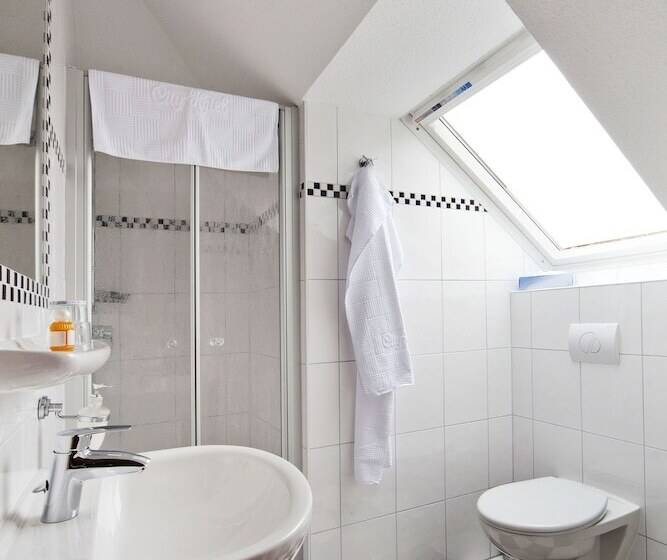 חדר סטנדרט יחיד, City