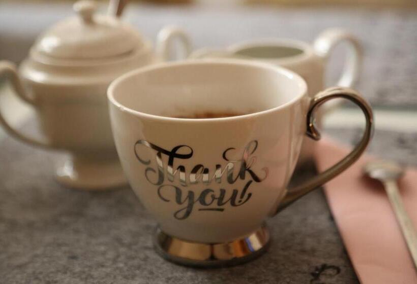 سوئیت با بالکن, Dom Atalia Wynajem Pokoi