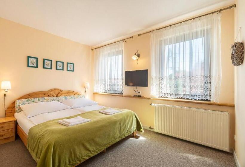 اتاق استاندارد سه نفره, Dom Atalia Wynajem Pokoi