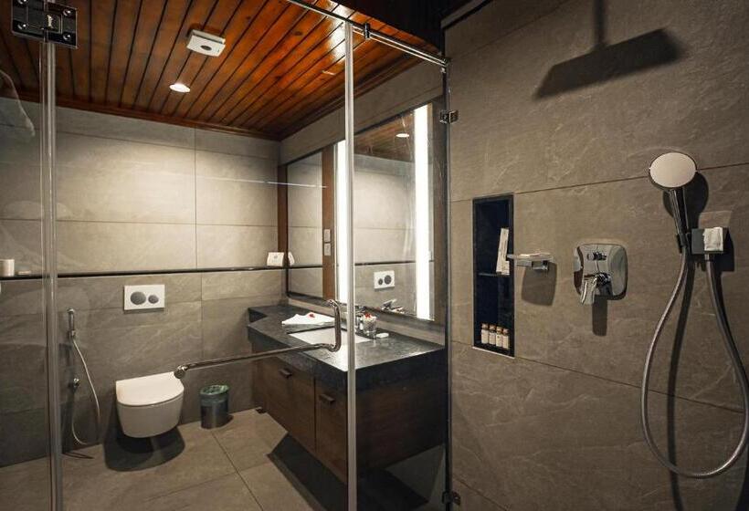 اتاق استاندارد اینتریور, Elephant Court Thekkady