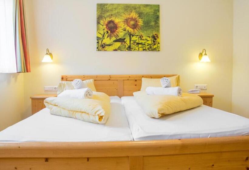 חדר קומפורט, Gell