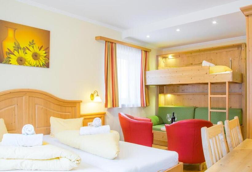 חדר קומפורט, Gell