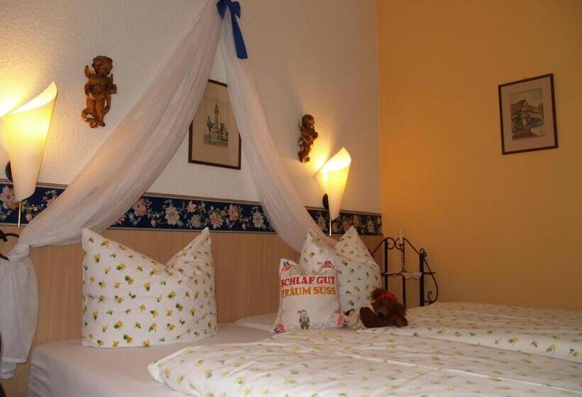 Номер Стандарт, Goldenes Faß