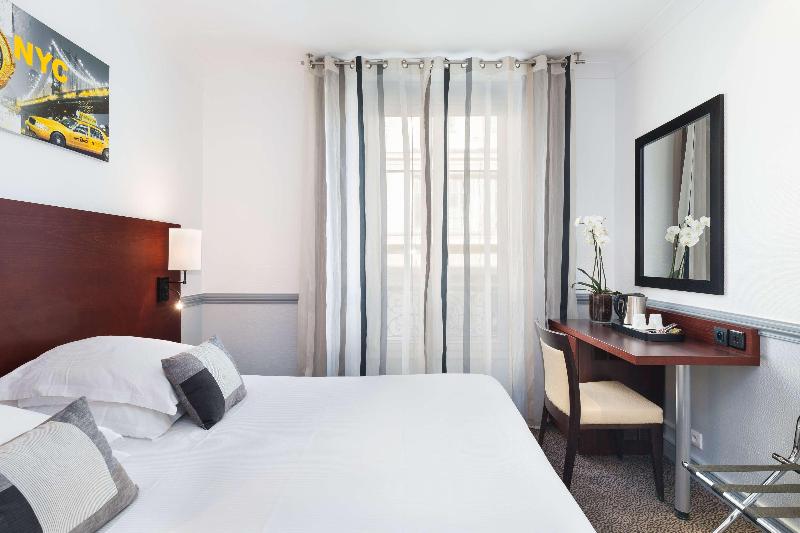 Номер Премиум, Grape Town Hotel   Park79