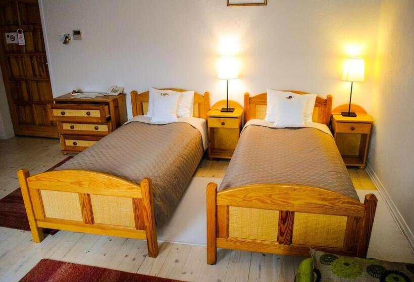 豪华三人间, Krak