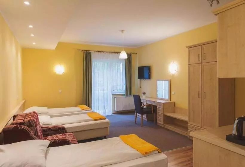 Standard Kolmen Hengen Huone Parveke, Okulski Grand Rozewie