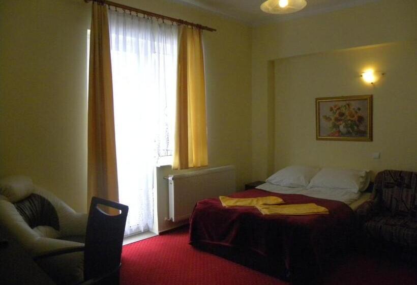 اتاق استاندارد با بالکن, Okulski Grand Rozewie