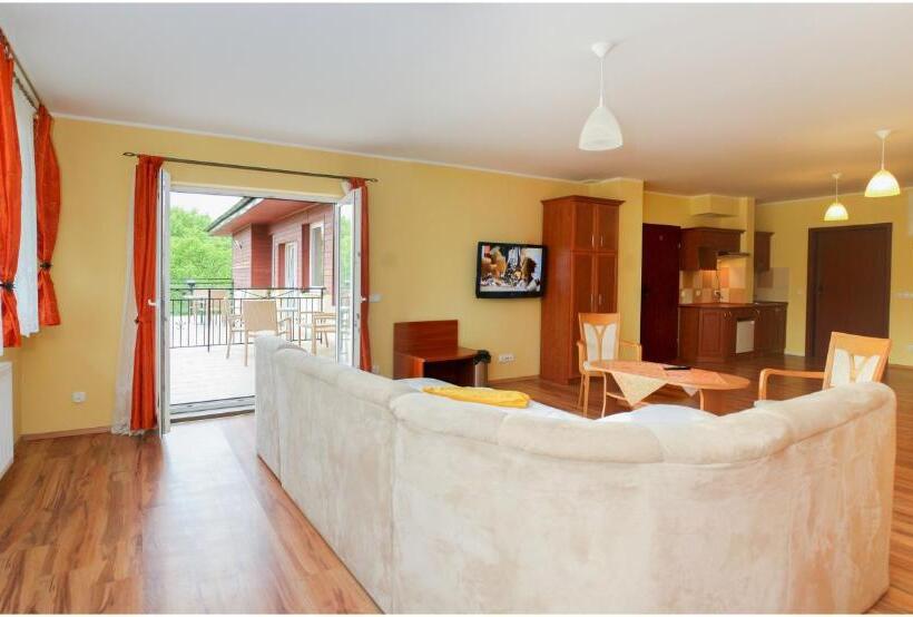 آپارتمان 1 خوابه با تراس, Okulski Grand Rozewie