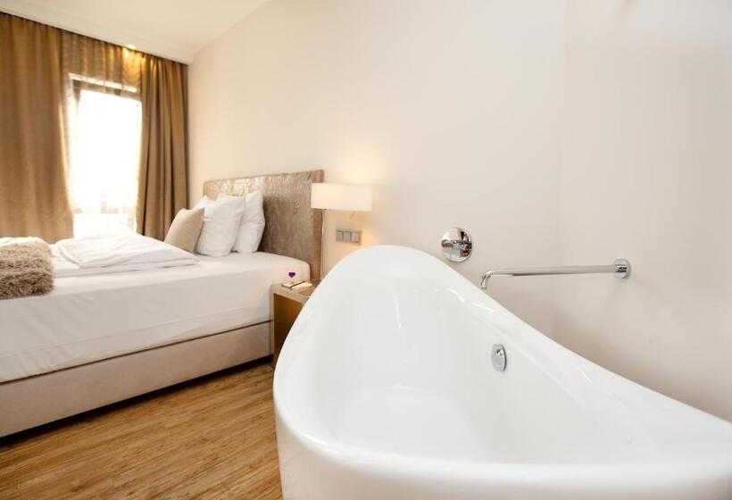 스위트, Park Villa