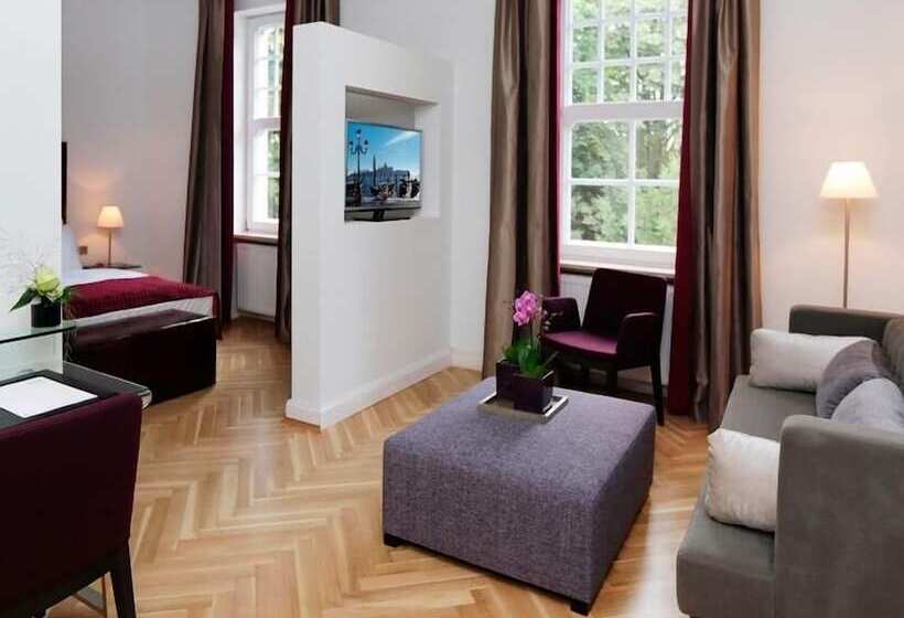 스위트, Park Villa