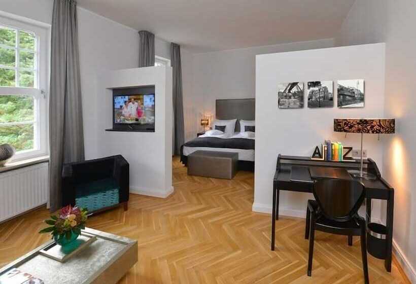 스위트, Park Villa