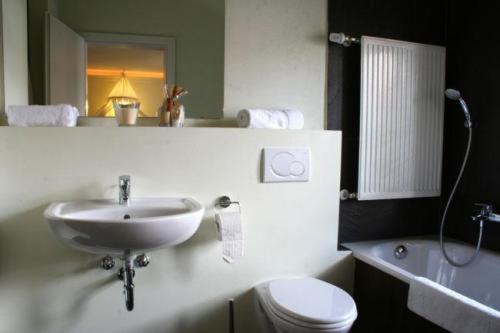 Номер Стандарт, Schlosshof Anno 1743