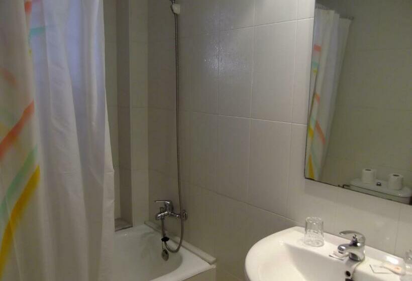 غرفة قياسية مزوَّدة بشُرفة, Simeon