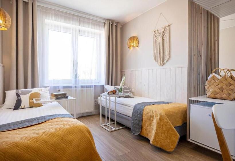 غرفة قياسية, Szuflada Rooms