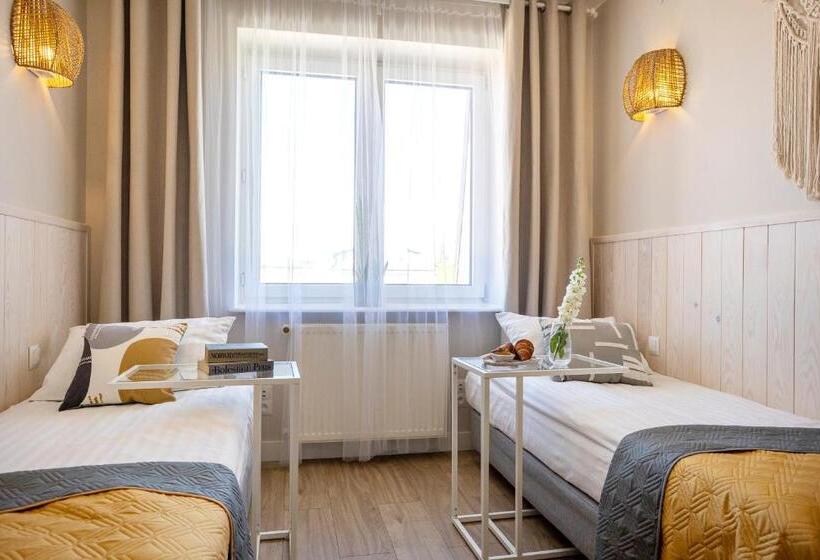 غرفة قياسية, Szuflada Rooms