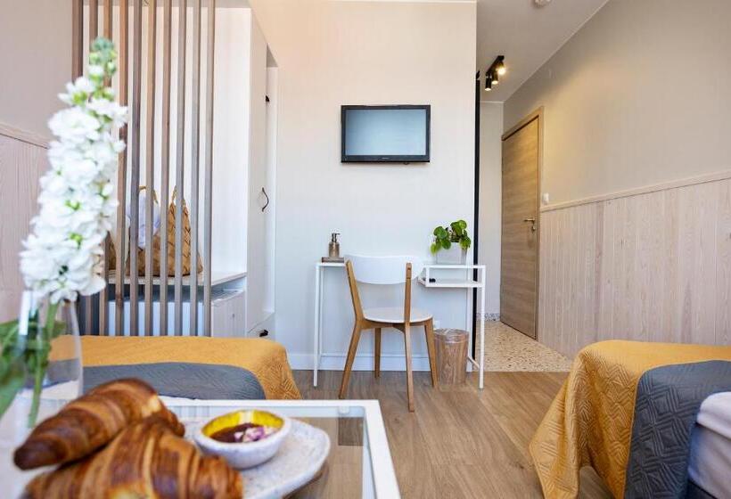 غرفة قياسية, Szuflada Rooms