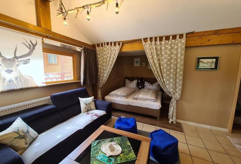 침실 2개 아파트, Verena S Park