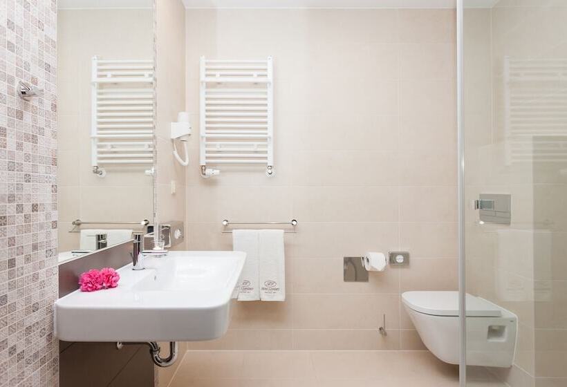 חדר סופריור נוף לים, Lambert Medical Spa