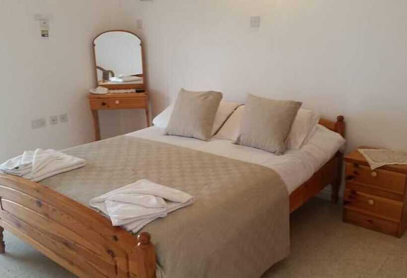 غرفة قياسية, Paradise