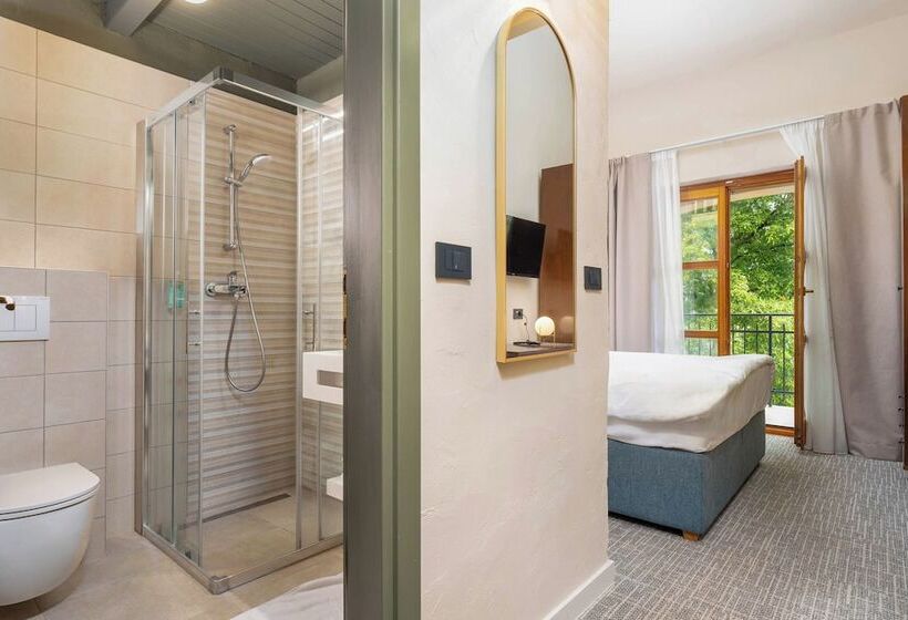 带阳台的三人标准间, Boutique Hotel Paradiso