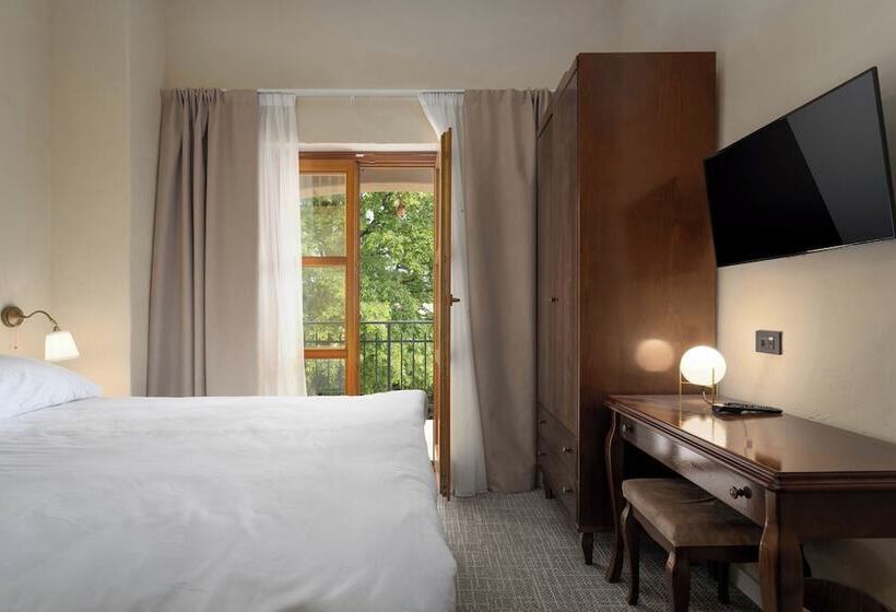 带阳台的三人标准间, Boutique Hotel Paradiso