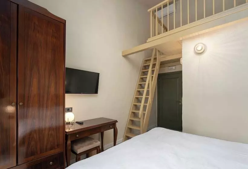 اتاق استاندارد سه تخته با بالکن, Boutique Hotel Paradiso