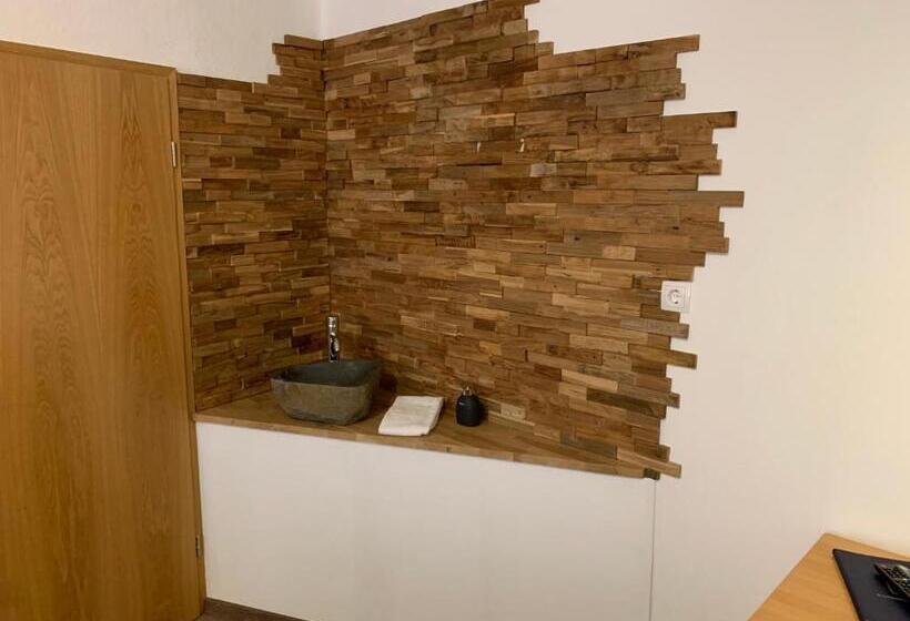 スタンダード4人部屋, Gasthof Zum Waldstein