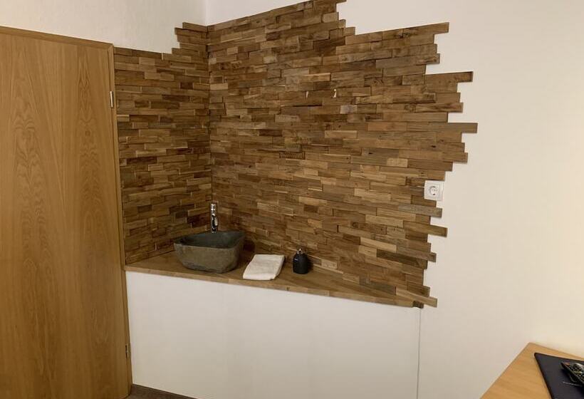 スタンダード4人部屋, Gasthof Zum Waldstein