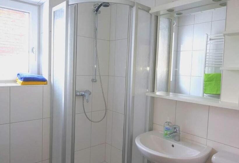 Номер Стандарт с Балконом, Schusterbauer