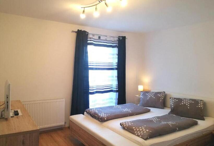 Апартаменты 1 Спальня с Балконом, Schusterbauer