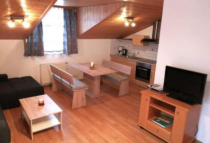 Апартаменты 1 Спальня с Балконом, Schusterbauer