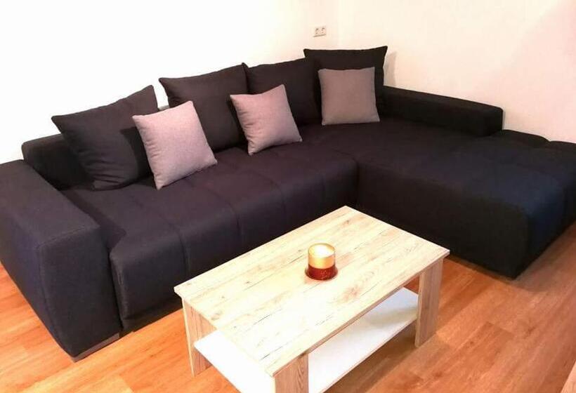 Апартаменты 1 Спальня с Балконом, Schusterbauer