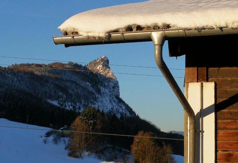 Семейный Номер Вид на Горы, Schusterbauer