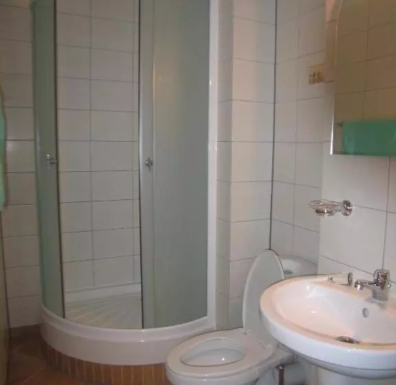 スタンダード４人部屋, Villa Carmen