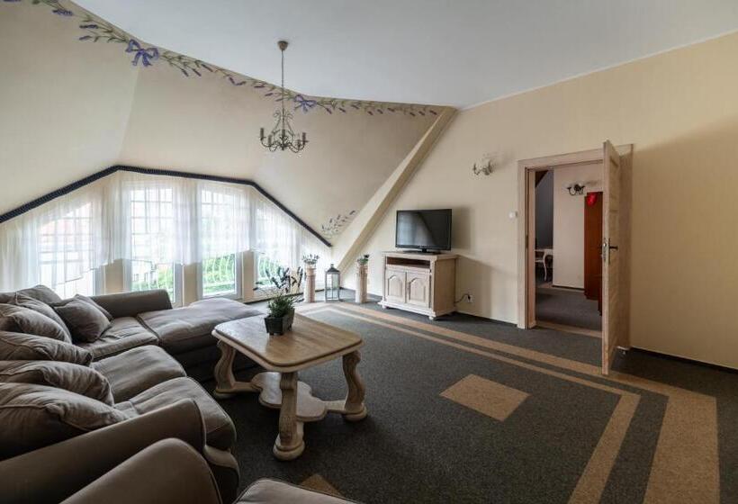 آپارتمان 1 خوابه, Villa Pallas