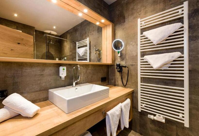 小型豪华套房, Wohlfühlhotel Berg Heil