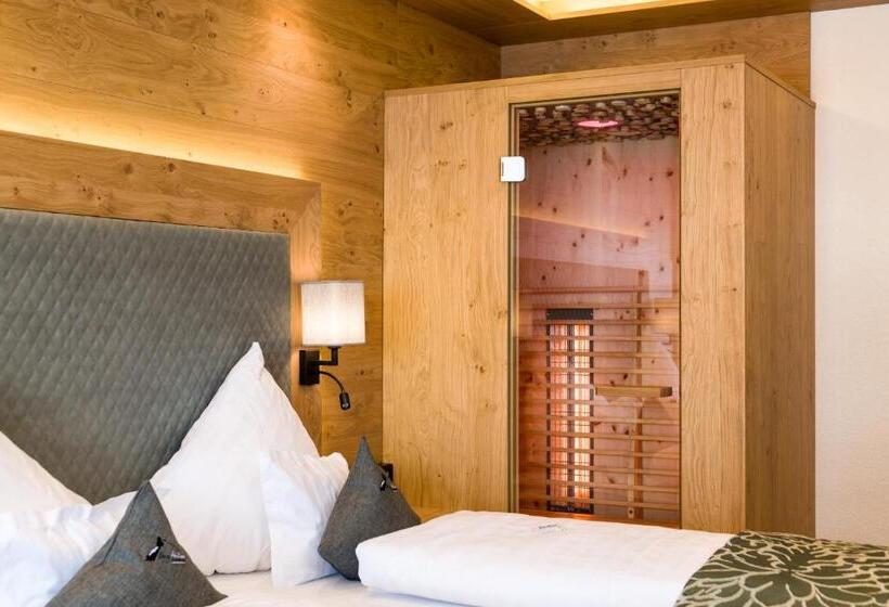 小型豪华套房, Wohlfühlhotel Berg Heil