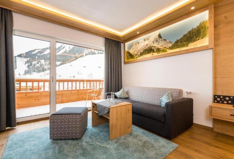 小型豪华套房, Wohlfühlhotel Berg Heil