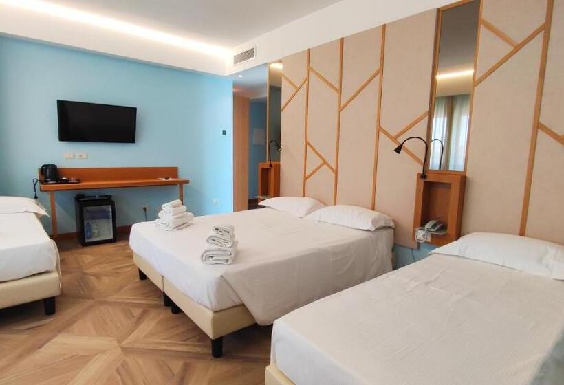 غرفة سوبيريور عائلية, Catania Sea Palace