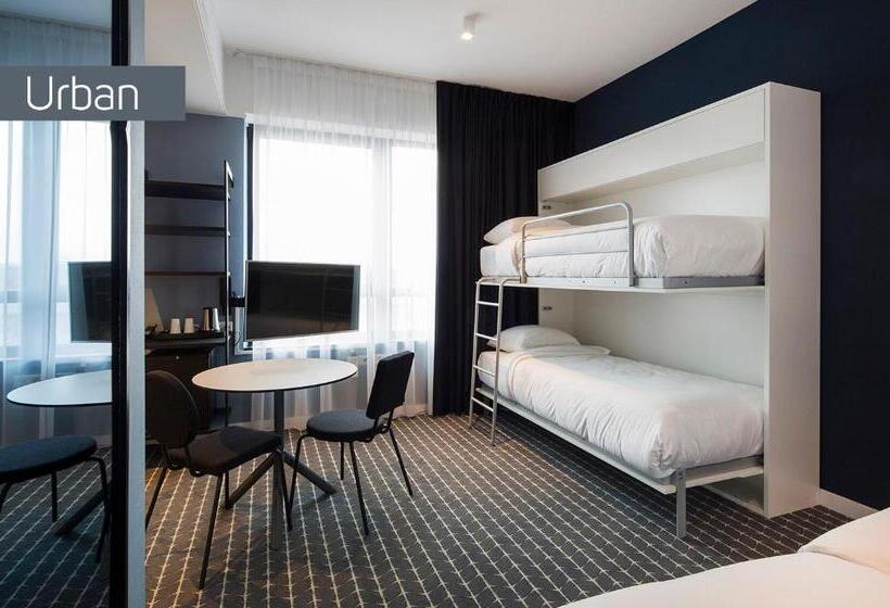 四人标准间, Corendon Apartments Amsterdam Schiphol Airport