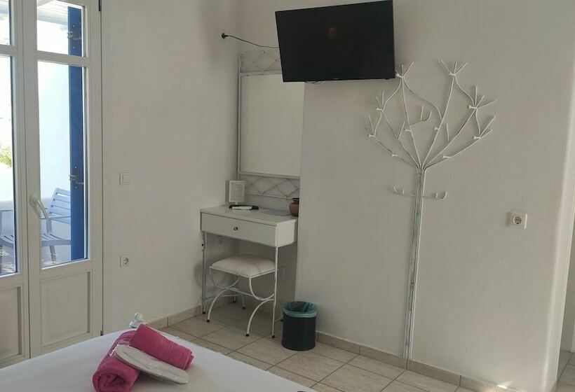 Четырехместный Номер Стандарт, Villa Le Grand Bleu