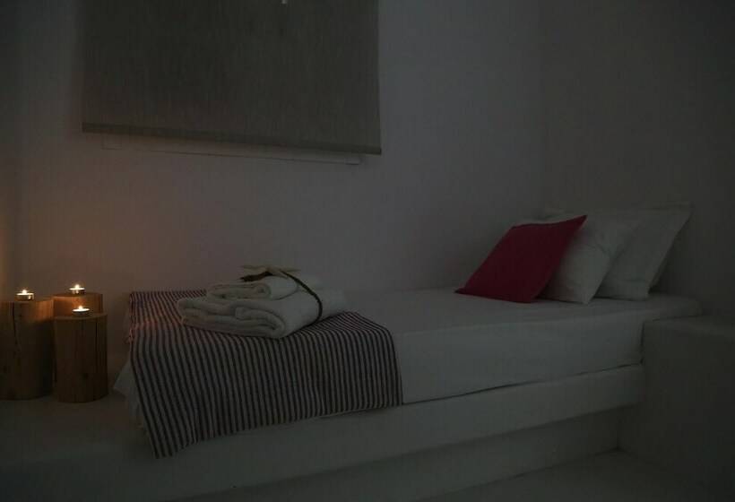 Apartamento 2 Dormitórios, 8 Keys Residence