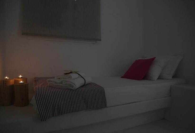 Apartamento 2 Dormitórios, 8 Keys Residence