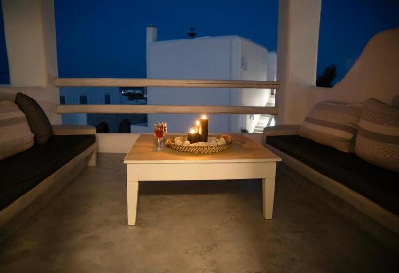 Apartamento 2 Dormitórios, 8 Keys Residence