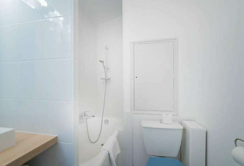 غرفة عائلية, Le Crystal Dinard Plage