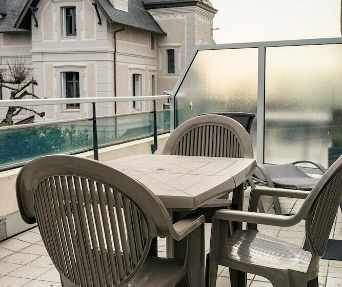 غرفة عائلية, Le Crystal Dinard Plage